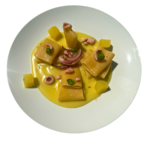 Ricetta paccheri totani patate e basilico